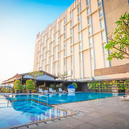 Swiss-Belinn Saripetojo Solo Surakarta (Solo) Exterior foto