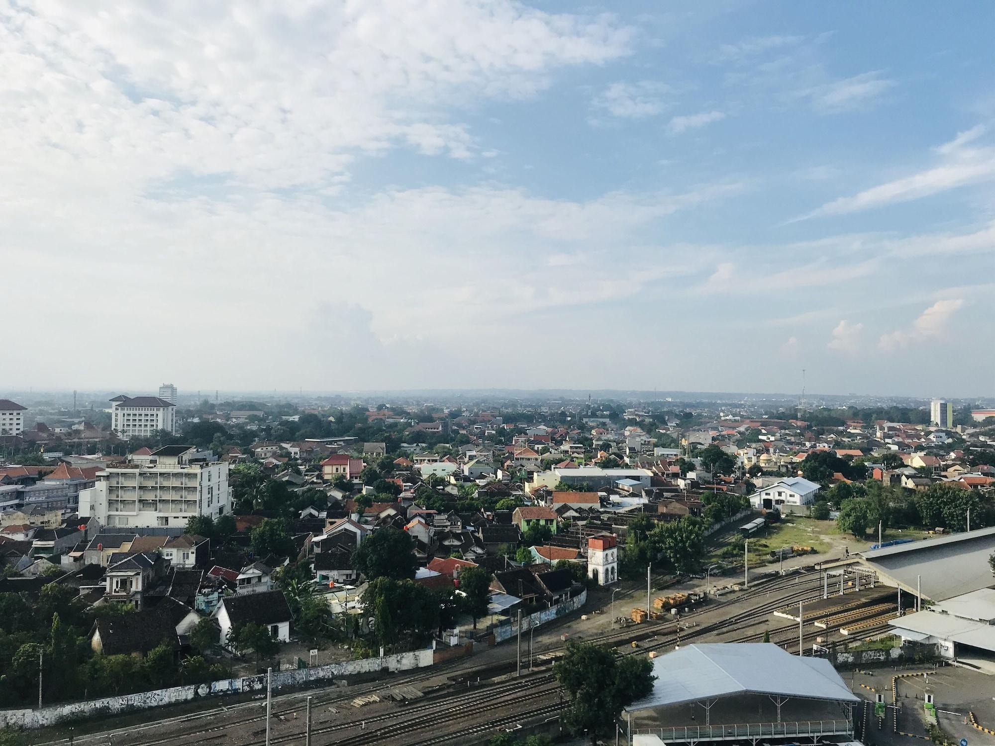 Swiss-Belinn Saripetojo Solo Surakarta (Solo) Exterior foto
