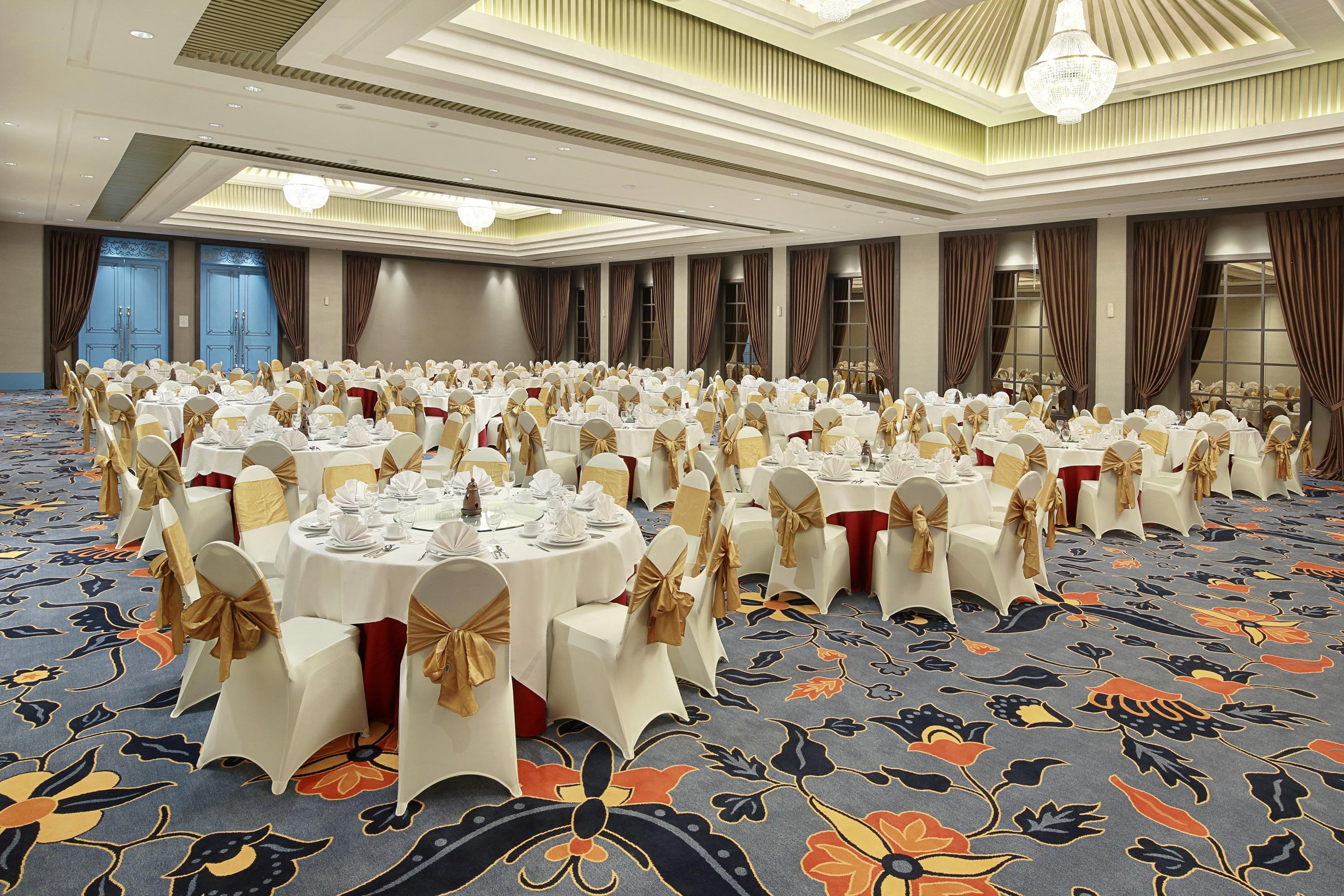 Swiss-Belinn Saripetojo Solo Surakarta (Solo) Exterior foto