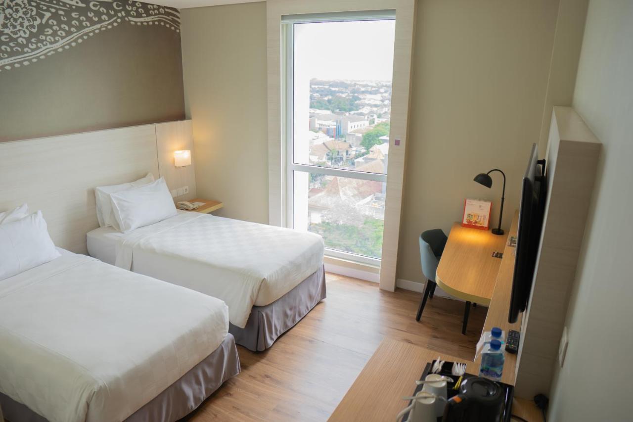 Swiss-Belinn Saripetojo Solo Surakarta (Solo) Exterior foto