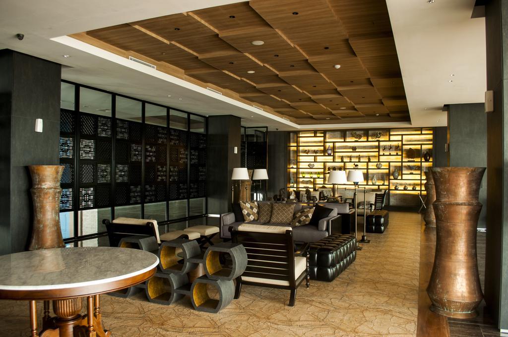 Swiss-Belinn Saripetojo Solo Surakarta (Solo) Exterior foto